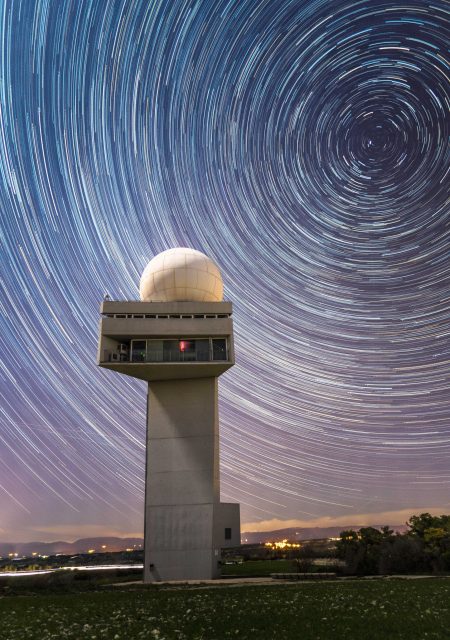 Star trails radar meteorológico la Panadella